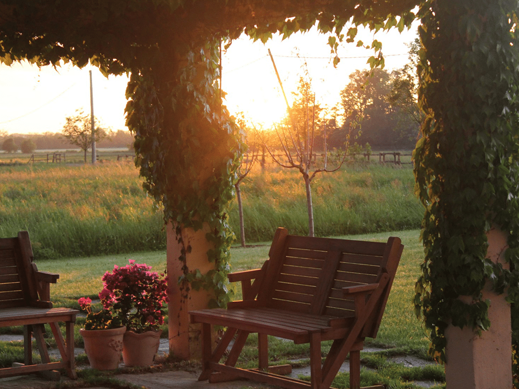 seduta-esterna-in-giardino