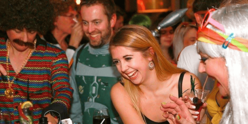 MIXOLOGY: THE BAR CHALLENGE GAMES